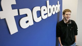 Facebook's Mark Zuckerberg the new mobile king