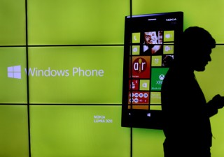 Microsoft Targets Cheaper Phones for Global Internet Growth