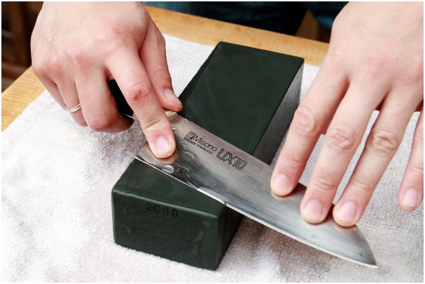 The Best Ways To Sharpen Your Kitchen Knives