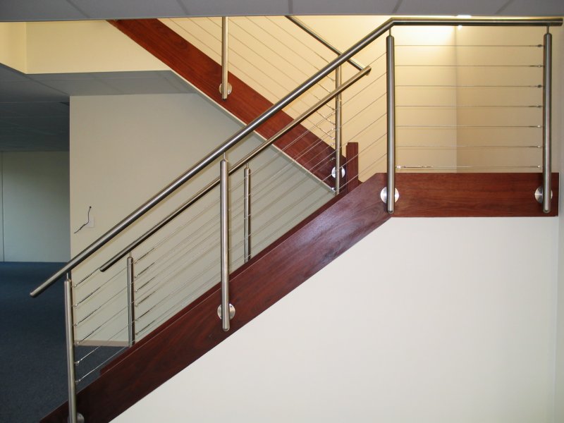 Give An Amazing Look &amp; Safety To Your Place By Stainless Steel Balustrade