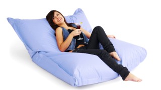 Make The Switch To E-Smoking Easily With Electronic Cigarette Starter Kits