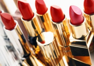 Estee Lauder Companies - What Made It Big In The Industry