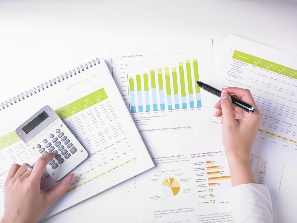 6 Tips For Managing Your Businesses Finances