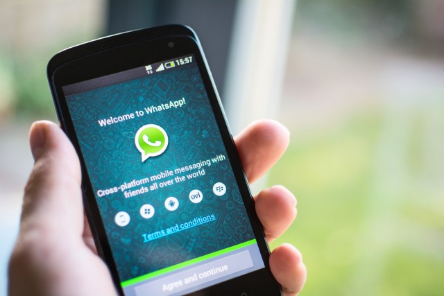 Stay Connected With Your Loved One At A Time In Whatsapp Groups