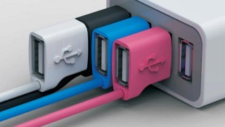 5 Uses Of A Multi USB Travel Adapter