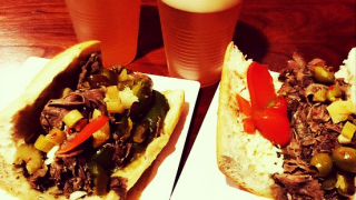 Sate Your Taste Buds By Relishing Some Of The Famous Food In Chicago