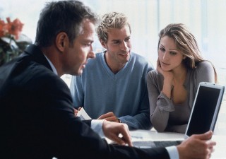 Is There A Requirement Of A Professional Financial Advisor