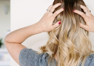 How To Get Healthier Hair In 3 Easy Steps