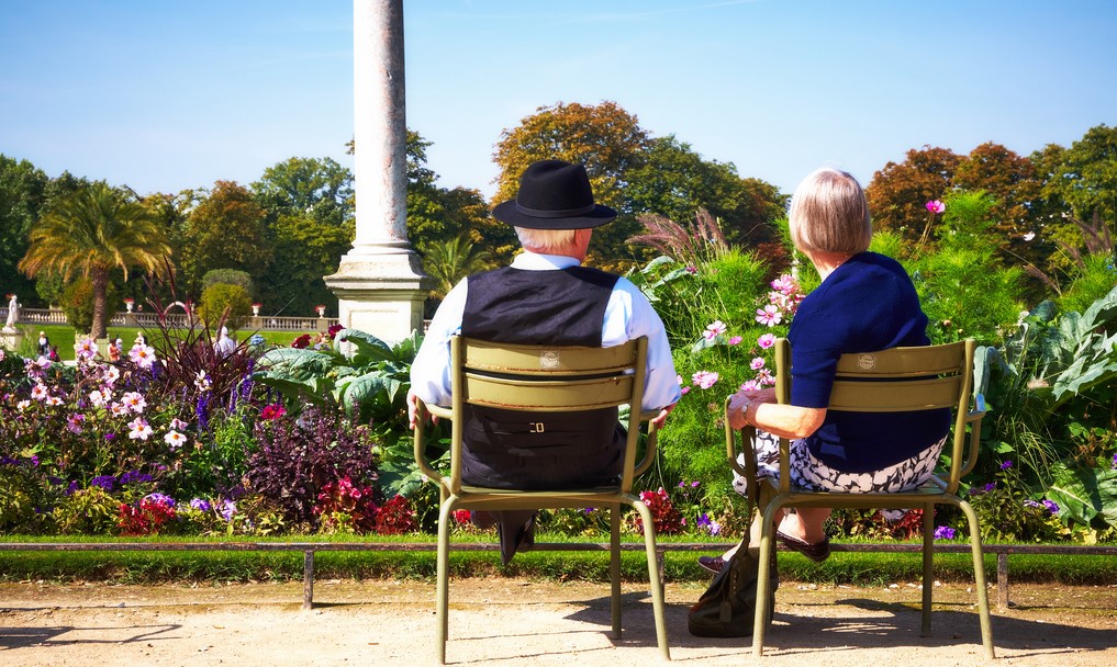 Tips To Better Manage Personal Health In Old Age