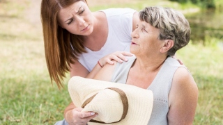 Looking Out For Seniors During Hot Weather