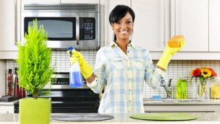 Clean Your Home Using These Cheaper and Greener Way!