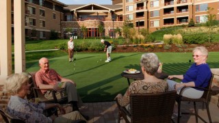 Common Factors To Know When Evaluating Senior Living Communities