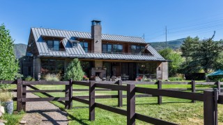 Why Purchase A Property From An Abandoned Home Auctions ?