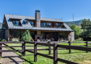 Why Purchase A Property From An Abandoned Home Auctions ?