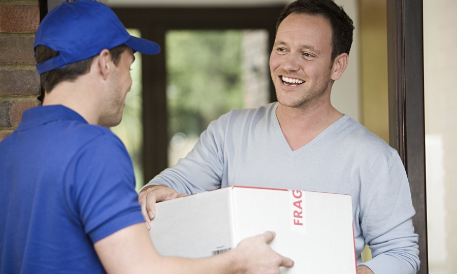 How To Select The Right International Delivery Services?