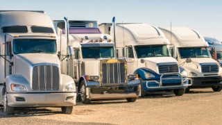 Smart And Secure Truck Parking Tips For Truckers