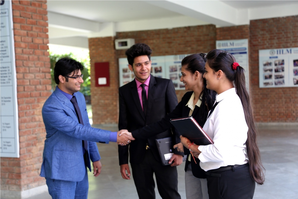 management college in Noida
