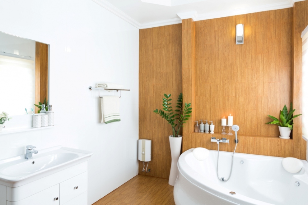 The Choice Between Baths or Showers: Which Is Better?