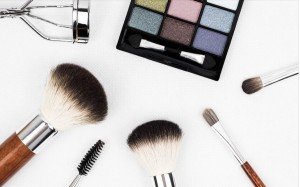 5 Ways Your Brand Can Enter The 93 Billion Dollar Cosmetic Industry